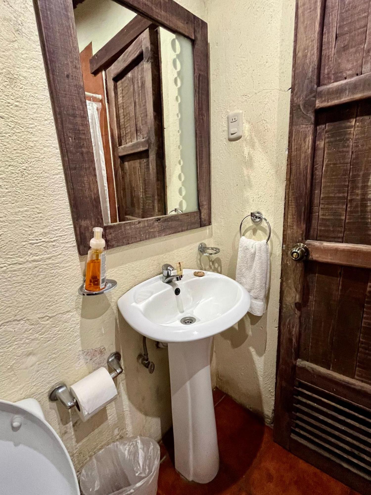 Hostal Antigueeno Antigua Kültér fotó