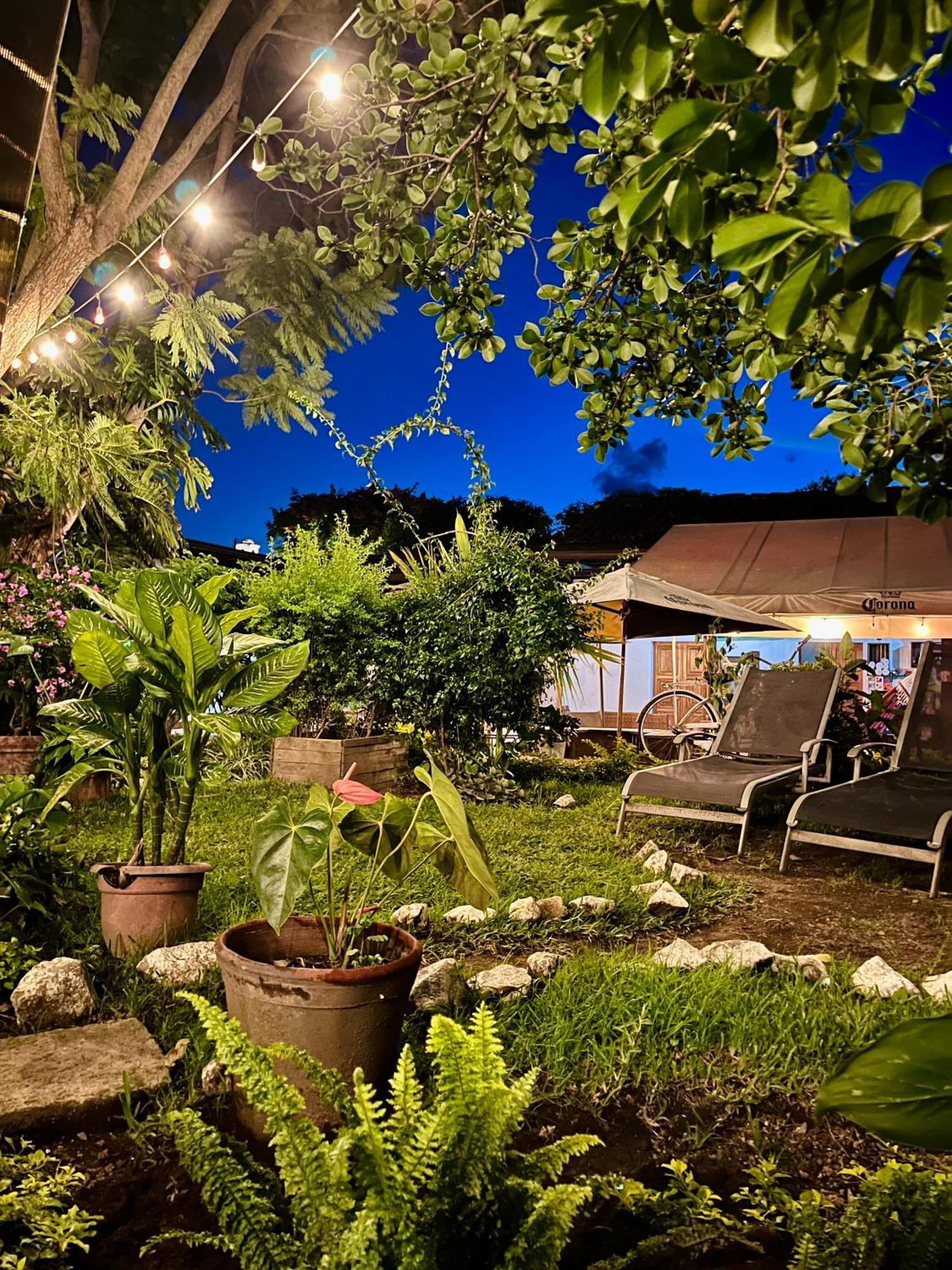 Hostal Antigueeno Antigua Kültér fotó
