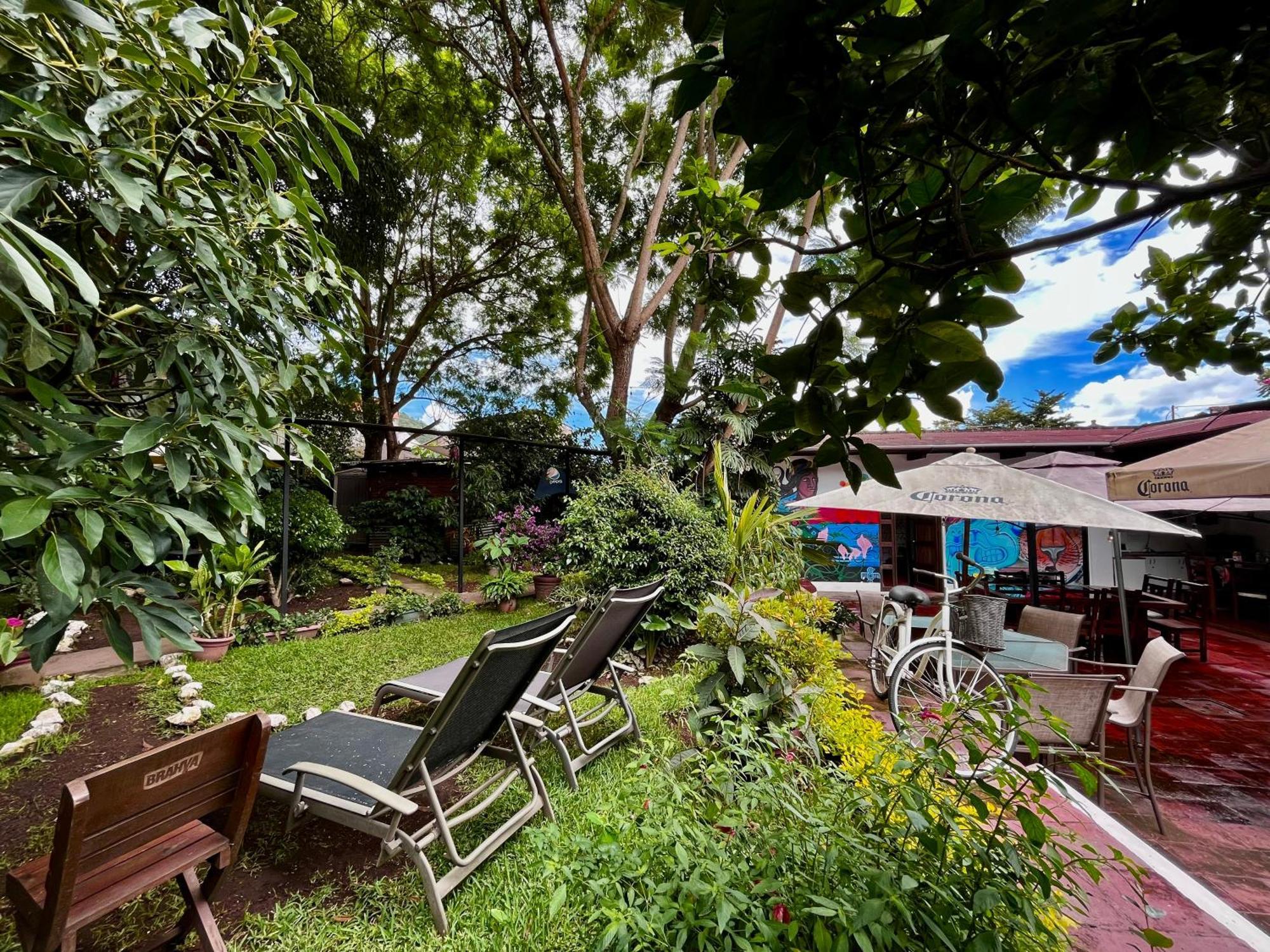 Hostal Antigueeno Antigua Kültér fotó