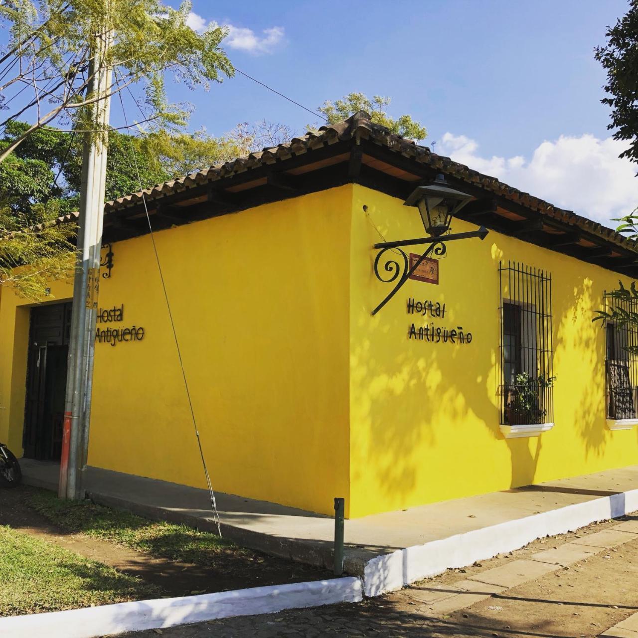 Hostal Antigueeno Antigua Kültér fotó